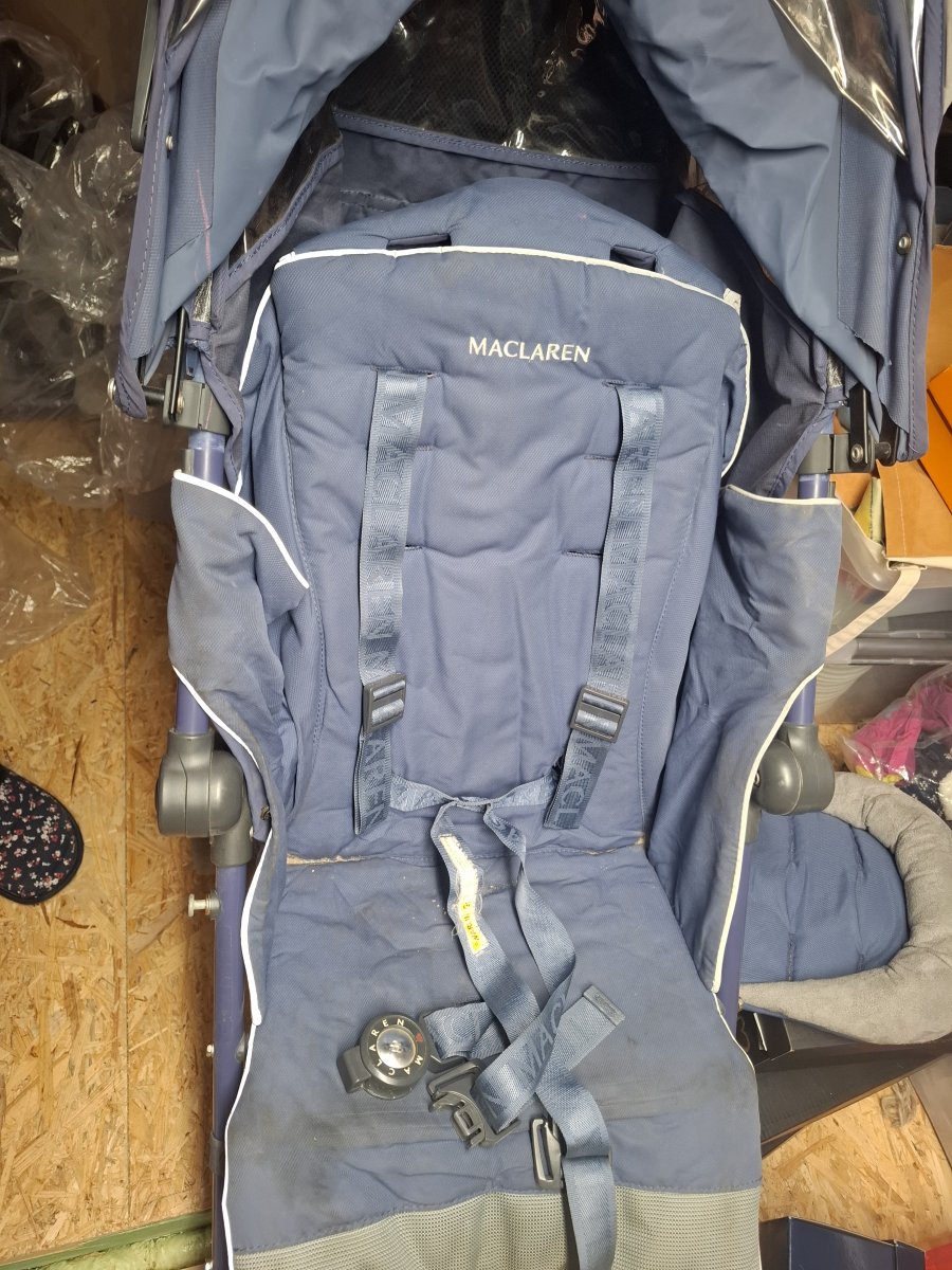 Illustration de Poussette Maclaren 