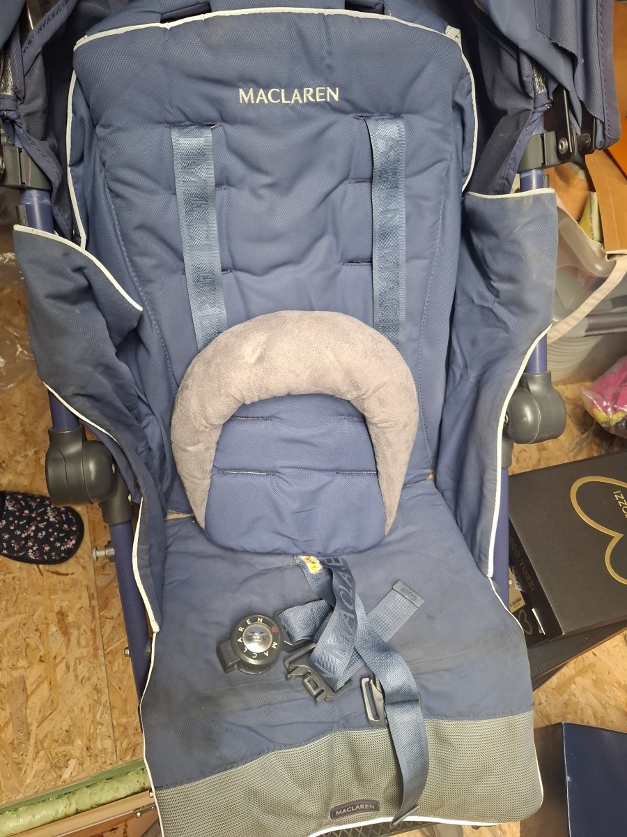 Illustration de Poussette Maclaren 