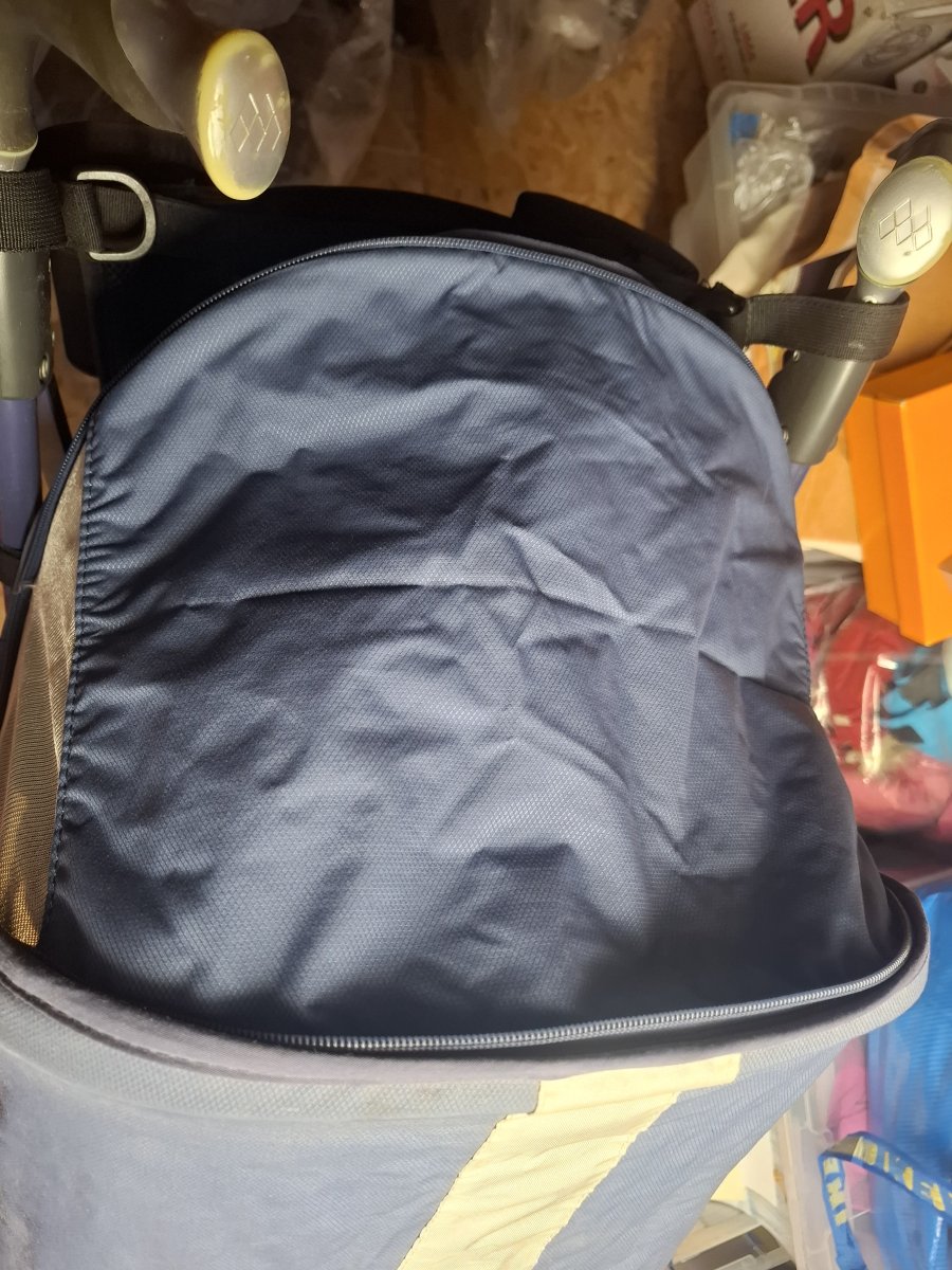 Illustration de Poussette Maclaren 