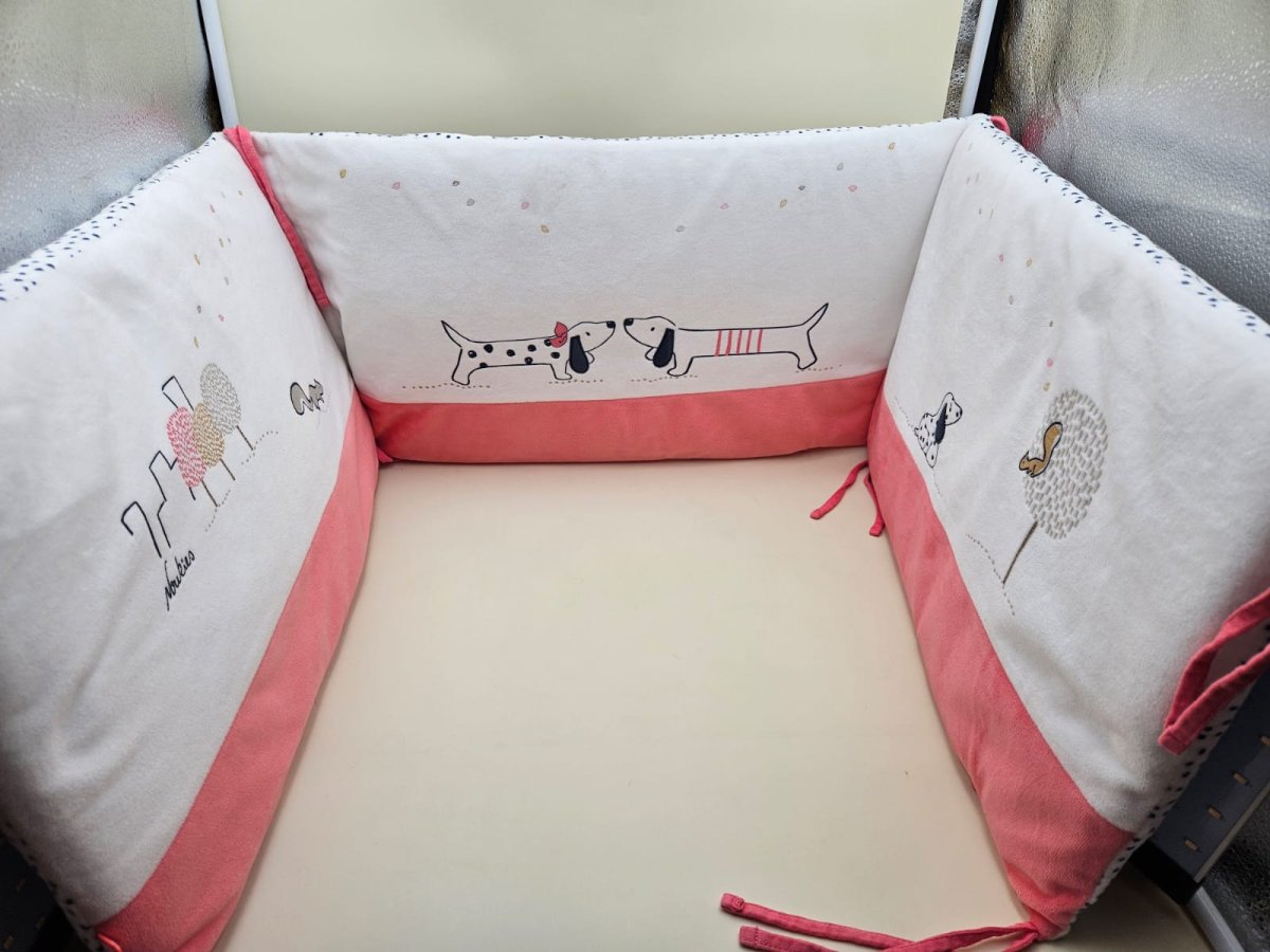 Illustration de Tour de lit Noukies 