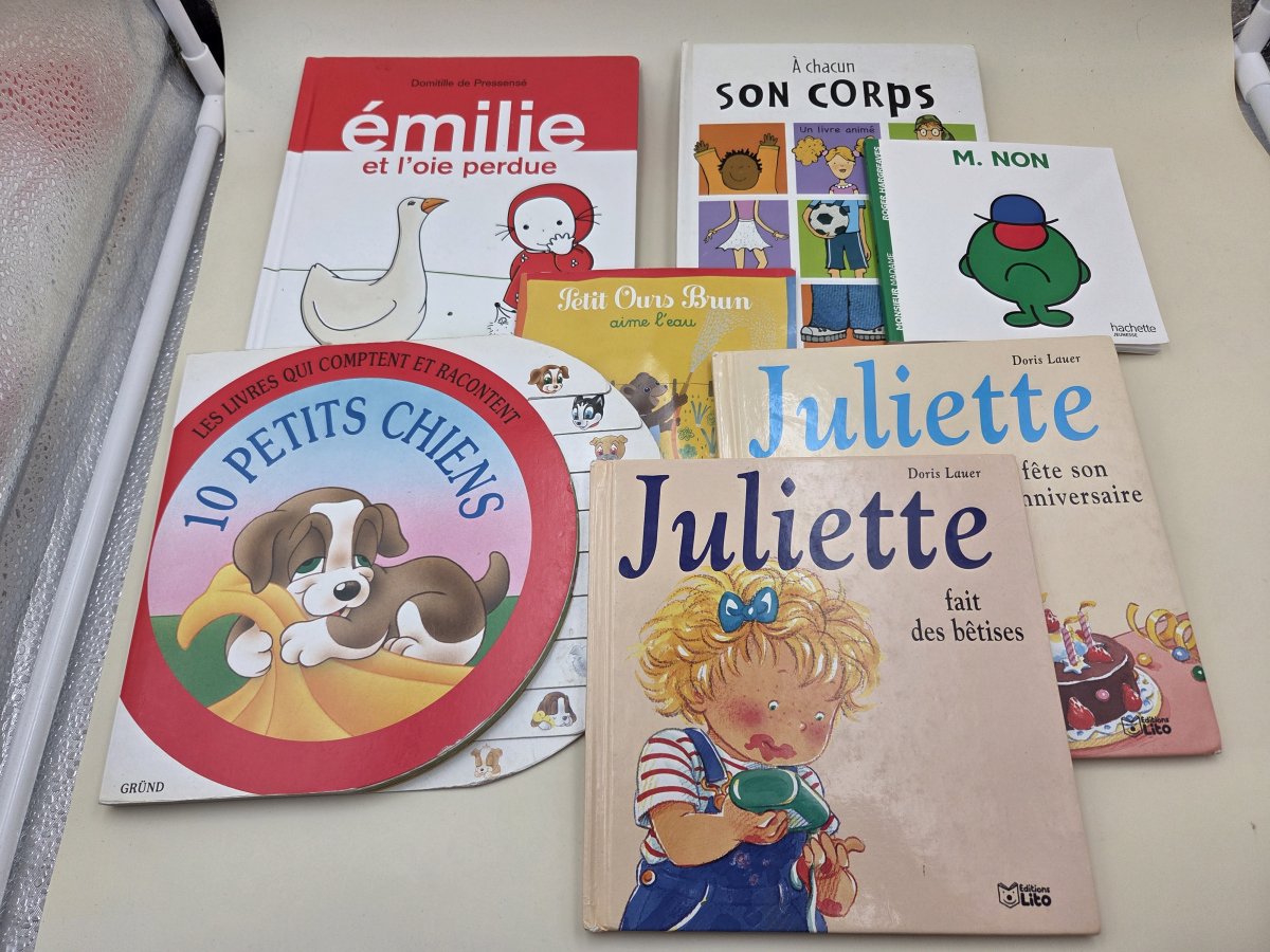 Illustration de Livres pour bébés et petits enfants 