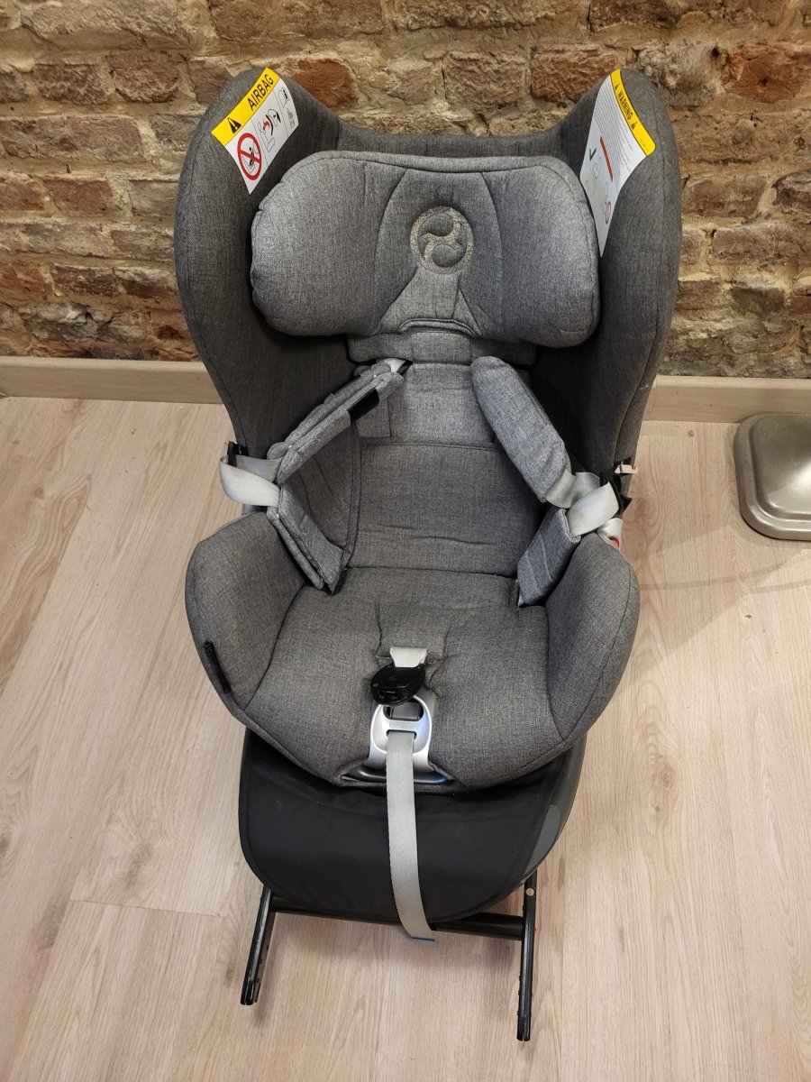 Illustration de Cybex Sirona : siège auto 0-4 ans 