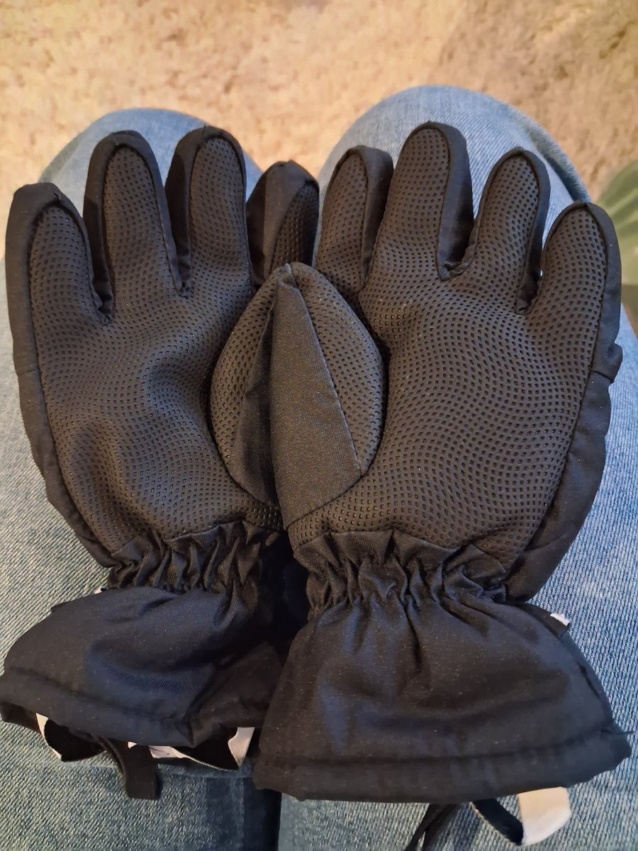 Illustration de Gant ski enfant 8ans 