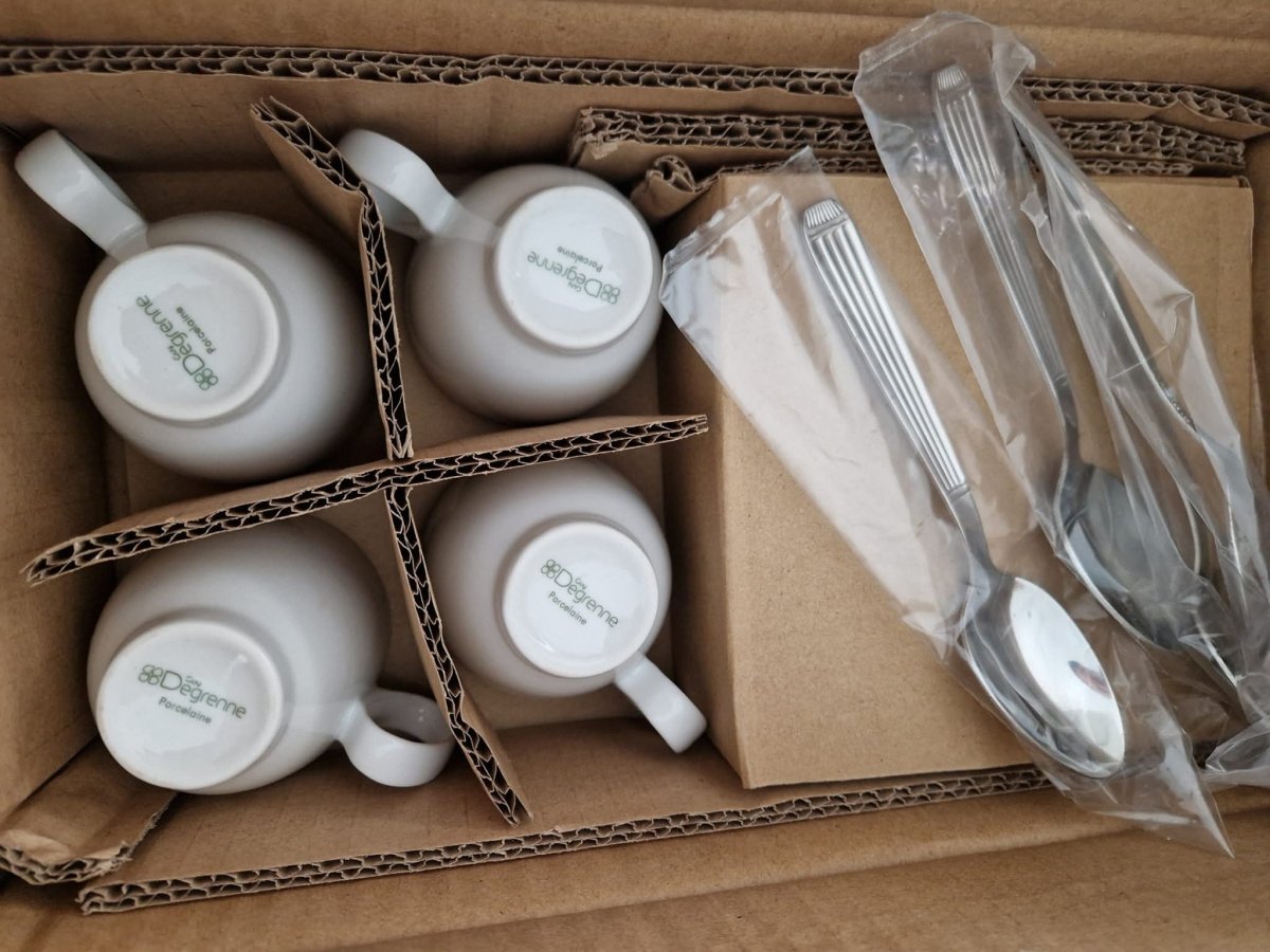 Illustration de Service à café en porcelaine Guy Degrenne NEUF 