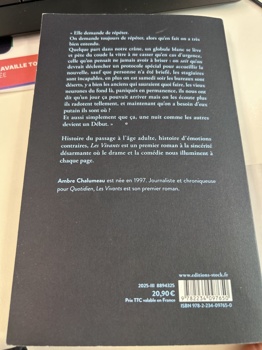 Illustration de Livre Les Vivants 