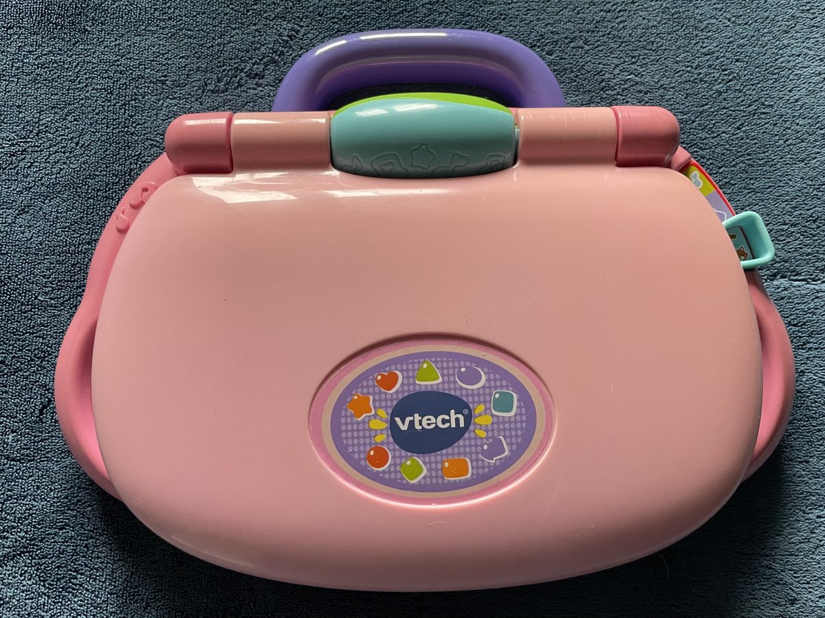 Illustration de 1e ordinateur bébé. Vtech 