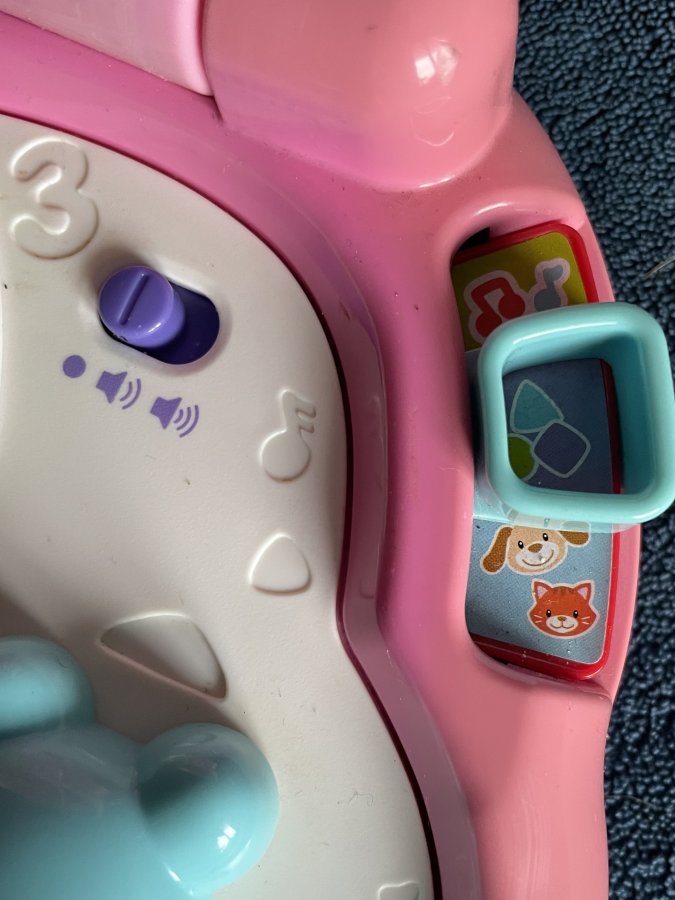 Illustration de 1e ordinateur bébé. Vtech 