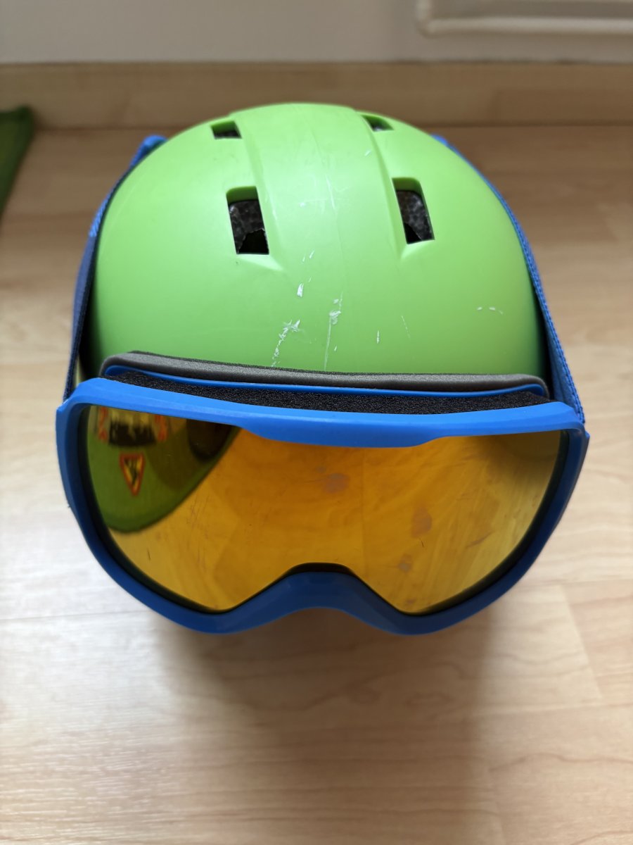 Illustration de Tenue de ski garçon taille 152 Trollkids + casque et masque 