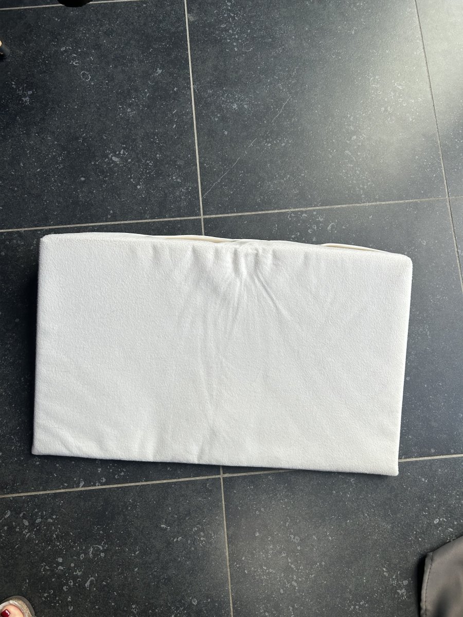 Illustration de Coussin anti-reflux 