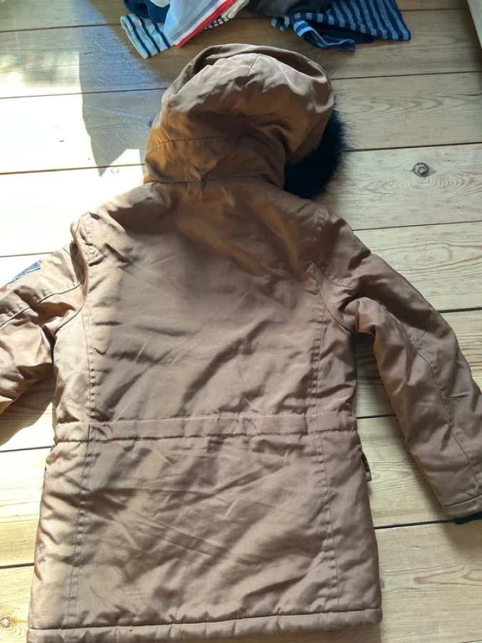 Illustration de Veste chaude et imperméable Ikks 
