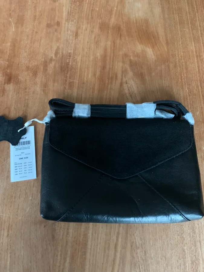Illustration de Sac Only noir 