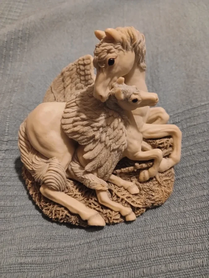 Illustration de Statuette décoration 