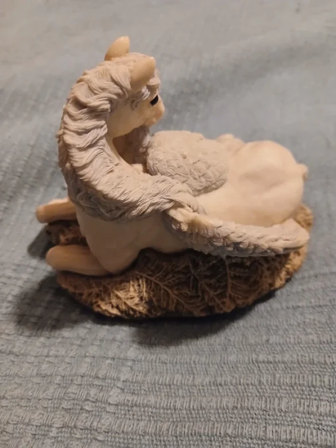 Illustration de Statuette décoration 