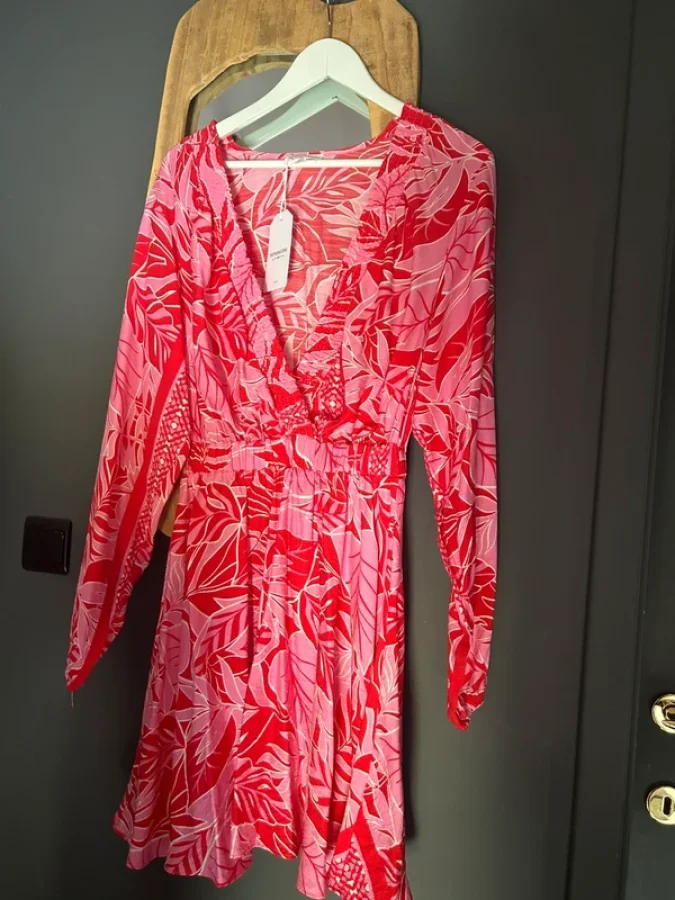 Illustration de Robe neuve 