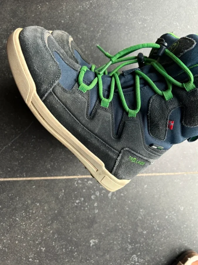 Illustration de Chaussures après-ski 