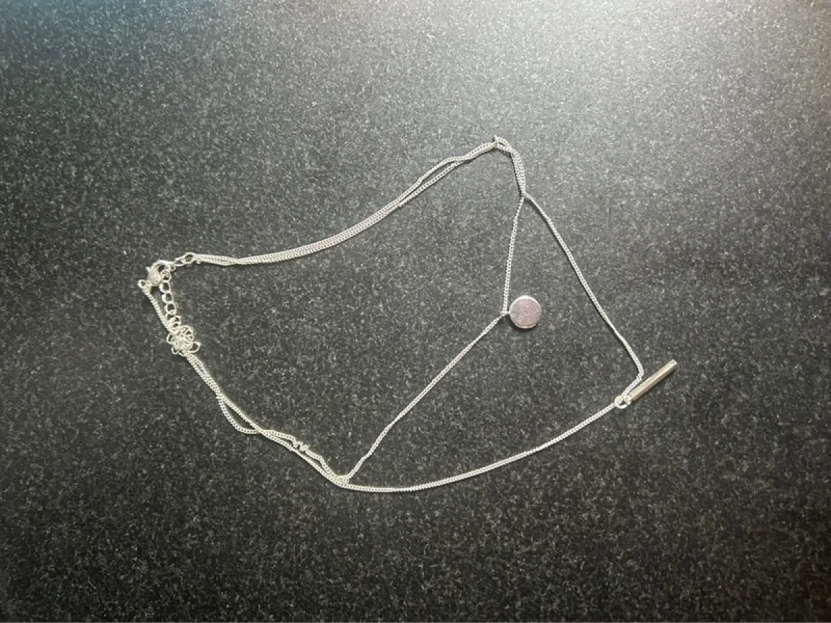 Illustration de Double collier fantaisie 