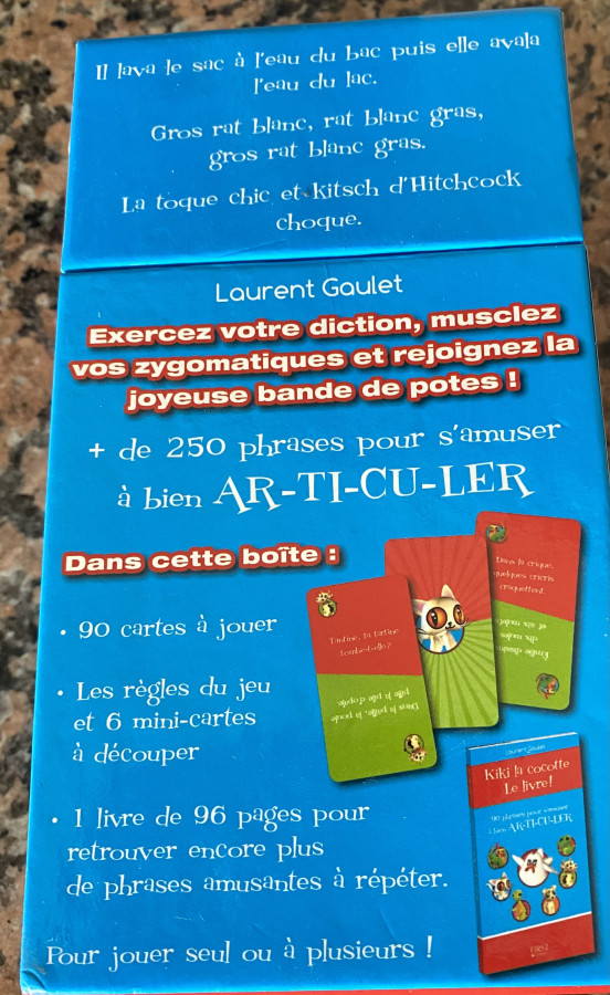 Illustration de Jeu de cartes diction très amusant!!!! 
