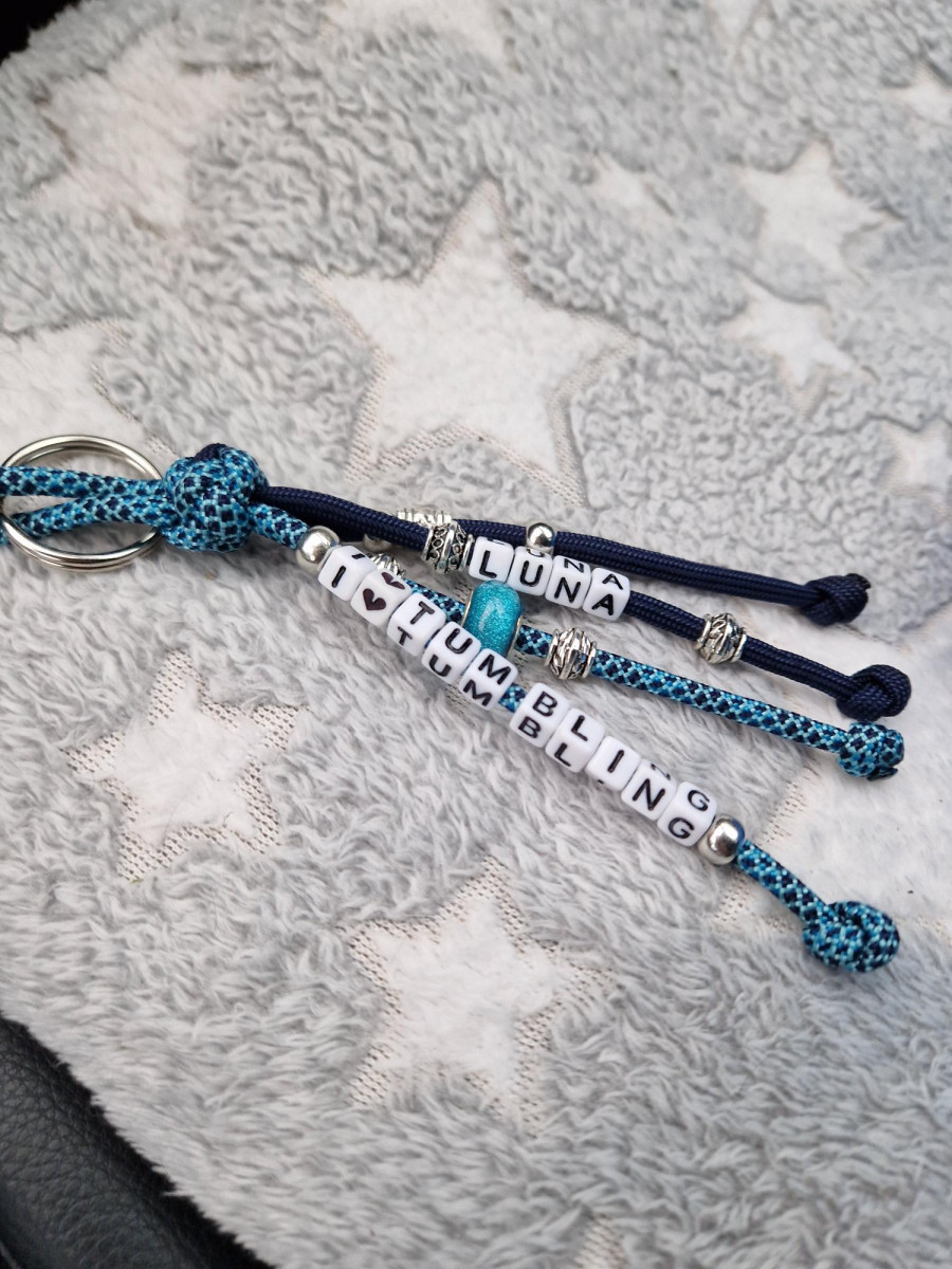 Illustration de Porte-clés personnalisés